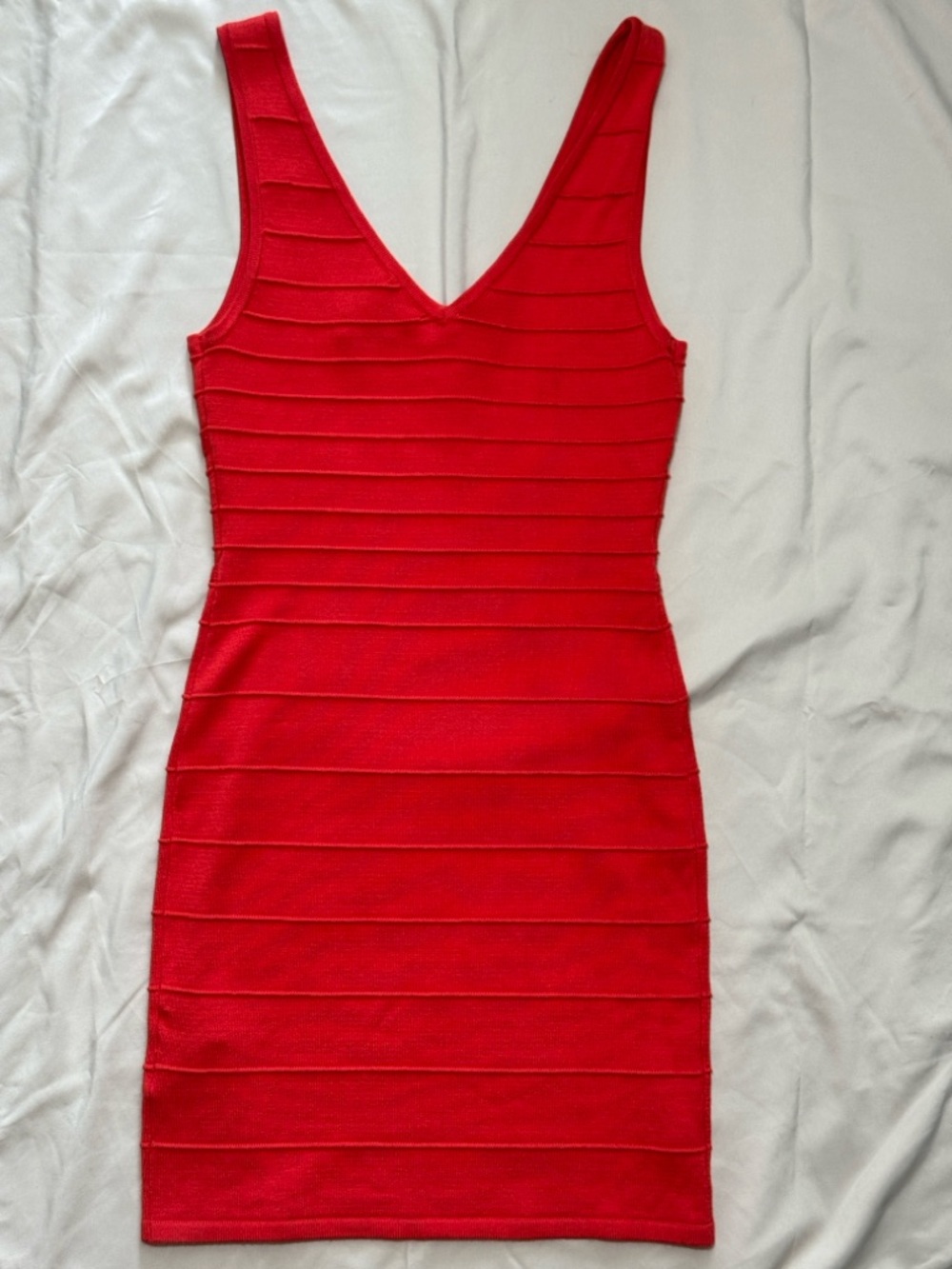 2b BEBE red Sleeveless Bandage Mini Dress - Picture 5 of 8